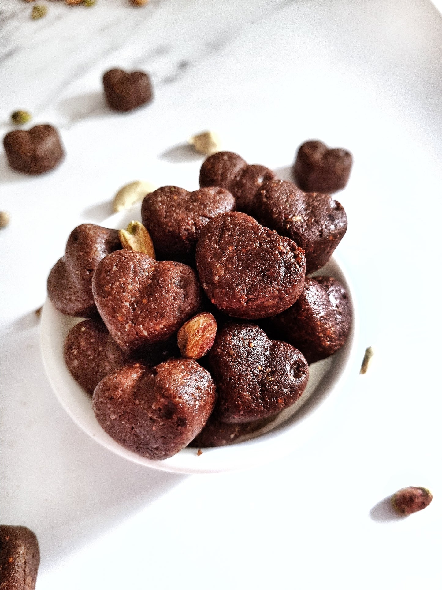 Cacao & Saffron Nutty Energy Bites, Vegan