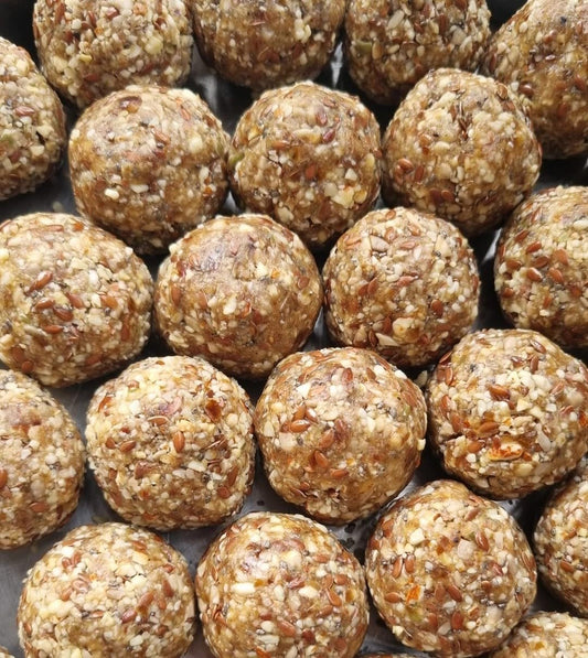 Super Seeds & Dates Energy Balls| Vegan| No Refined Sugar